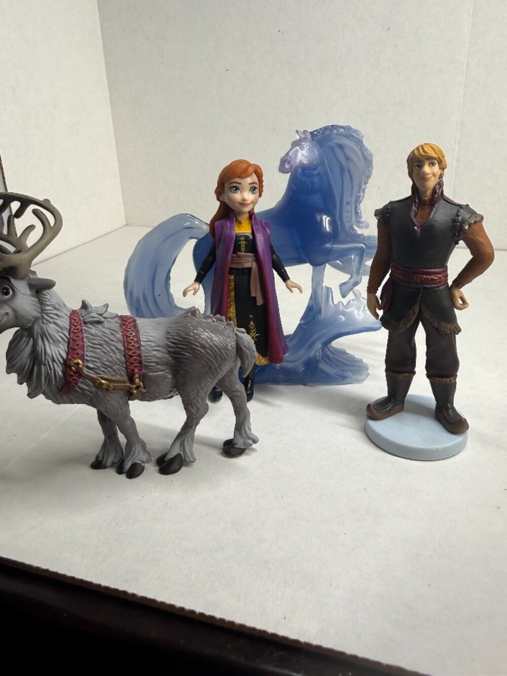 Lot Of 4 Disney Frozen Mixed Figures Anna Kristoff Sven Water Nokk Horse Plastic